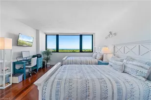 5601 Turtle Bay Dr, Naples, FL 34108 - Photo 12