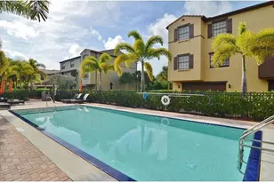 8997 Cambria Cir, Naples, FL 34113 - Photo 2