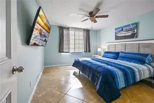 1265 Wildwood Lakes Blvd, Naples, FL 34104 - Photo 14