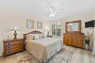 27190 Oakwood Lake Dr, Bonita Springs, FL 34134 - Photo 16