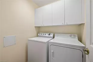 27190 Oakwood Lake Dr, Bonita Springs, FL 34134 - Photo 26