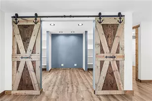 161 W Hampton Dr, Fort Myers, FL 33908 - Photo 14