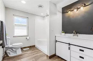 161 W Hampton Dr, Fort Myers, FL 33908 - Photo 24