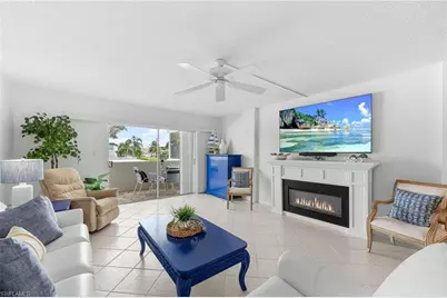 1977 Gulf Shore Blvd N #204, Naples, FL 34102 - Photo 6