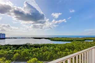 5550 Heron Point Dr, Naples, FL 34108 - Photo 24