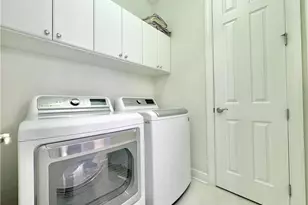 12667 Biscayne Ct, Naples, FL 34105 - Photo 28