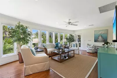 2700 Treasure Ln, Naples, FL 34102 - Photo 6