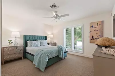 2700 Treasure Ln, Naples, FL 34102 - Photo 24