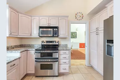 640 2nd St S #2, Naples, FL 34102 - Photo 12