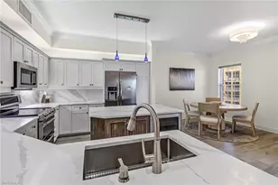 450 Bayfront Pl, Naples, FL 34102 - Photo 4