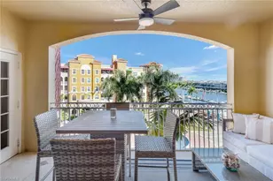 450 Bayfront Pl, Naples, FL 34102 - Photo 22