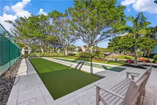 2400 Gulf Shore Blvd N, Naples, FL 34103 - Photo 30