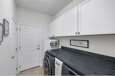 20005 Parrot Key Ct, Estero, FL 33928 - Photo 18