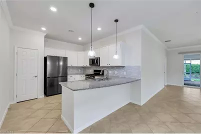 20005 Parrot Key Ct, Estero, FL 33928 - Photo 6