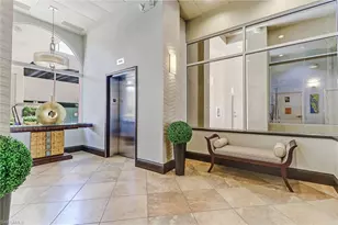 401 Bayfront Pl, Naples, FL 34102 - Photo 18