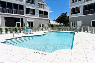 117 Barefoot Cir, Bonita Springs, FL 34134 - Photo 6