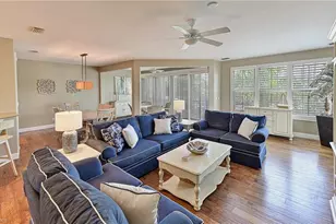 117 Barefoot Cir, Bonita Springs, FL 34134 - Photo 10