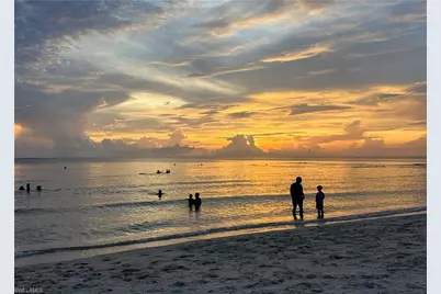 746 Park Ave, Naples, FL 34110 - Photo 28