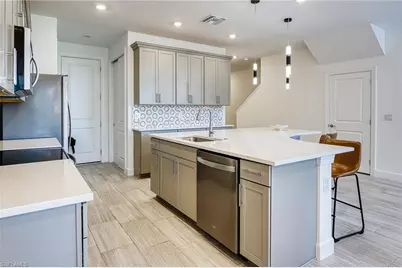 4263 Sonoma Oaks Cir, Naples, FL 34119 - Photo 16