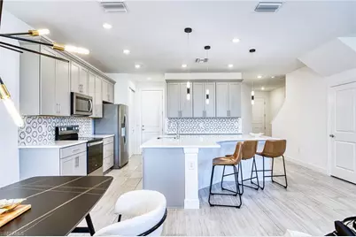 4263 Sonoma Oaks Cir, Naples, FL 34119 - Photo 12