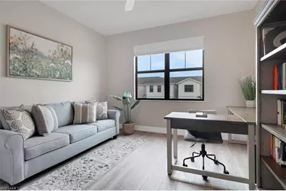 12973 Pembroke Dr, Naples, FL 34105 - Photo 16