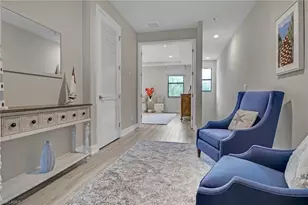 12973 Pembroke Dr, Naples, FL 34105 - Photo 8