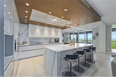 8960 Bay Colony Dr #502, Naples, FL 34108 - Photo 6