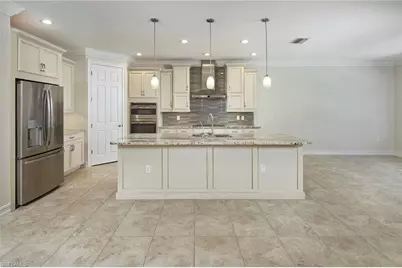 1621 Songbird Ct, Naples, FL 34120 - Photo 6