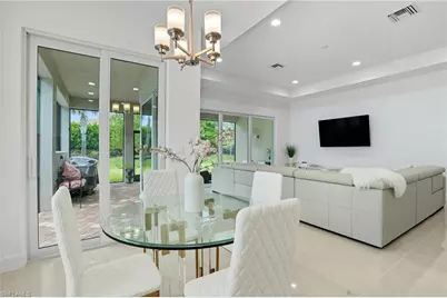 28604 Moraga Ln, Bonita Springs, FL 34135 - Photo 8