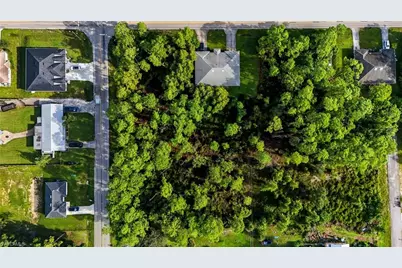 1122 Richmond Ave N, Lehigh Acres, FL 33972 - Photo 2