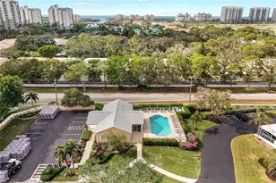 774 Wiggins Lake Dr, Naples, FL 34110 - Photo 24