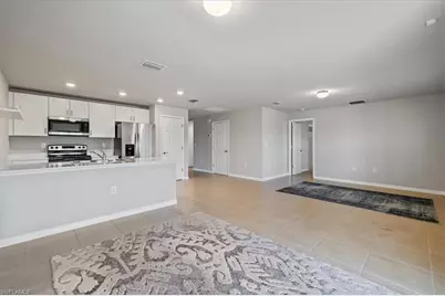 8015 Mangrove Cir, Labelle, FL 33935 - Photo 4