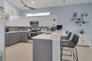 8106 Tauren Ct, Naples, FL 34119 - Photo 10