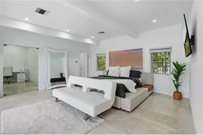 5122 Starfish Ave, Naples, FL 34103 - Photo 12