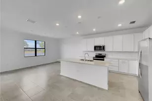 3748 Passion Vine Dr, Alva, FL 33920 - Photo 8