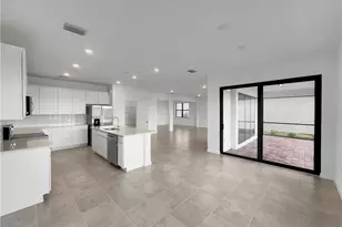 3748 Passion Vine Dr, Alva, FL 33920 - Photo 10