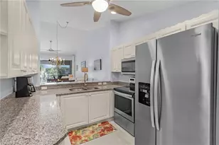 5010 Cedar Springs Dr, Naples, FL 34110 - Photo 4