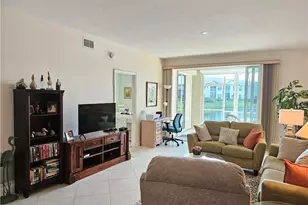 818 Tanbark Dr, Naples, FL 34108 - Photo 6