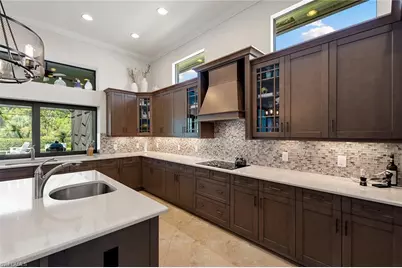 12460 Wisteria Dr, Naples, FL 34120 - Photo 8