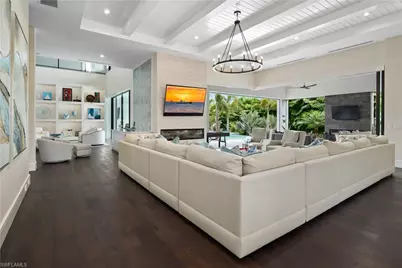 882 Cassena Rd, Naples, FL 34108 - Photo 8