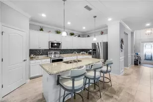 4244 Raffia Palm Cir, Naples, FL 34119 - Photo 8