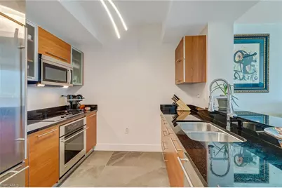 3000 Oasis Grand Blvd #606, Fort Myers, FL 33916 - Photo 4