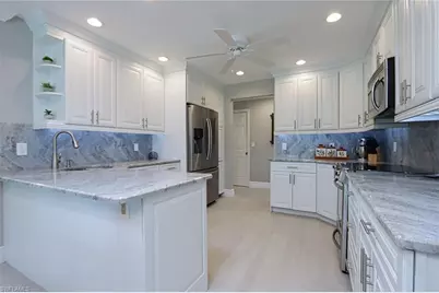 836 Bentwood Dr, Naples, FL 34108 - Photo 8