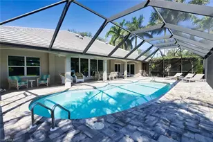836 Bentwood Dr, Naples, FL 34108 - Photo 28