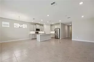 532 Spring Hill Lake Loop, Cape Coral, FL 33993 - Photo 8