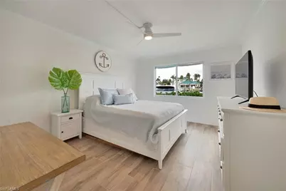 1950 Gulf Shore Blvd N #113, Naples, FL 34102 - Photo 10