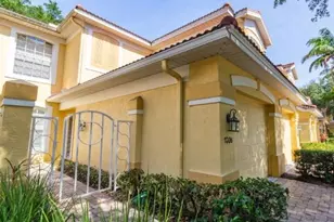 2200 Arielle Dr, Naples, FL 34109 - Photo 6