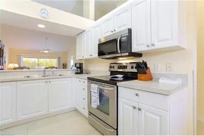 337 Robin Hood Cir #204, Naples, FL 34104 - Photo 10