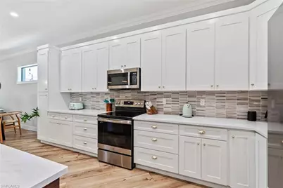 3530 Hibiscus Ave, Naples, FL 34104 - Photo 6