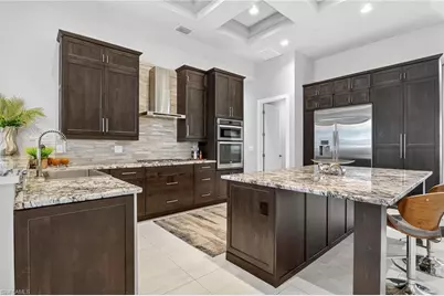 1135 Lorraine Ct, Cape Coral, FL 33904 - Photo 6